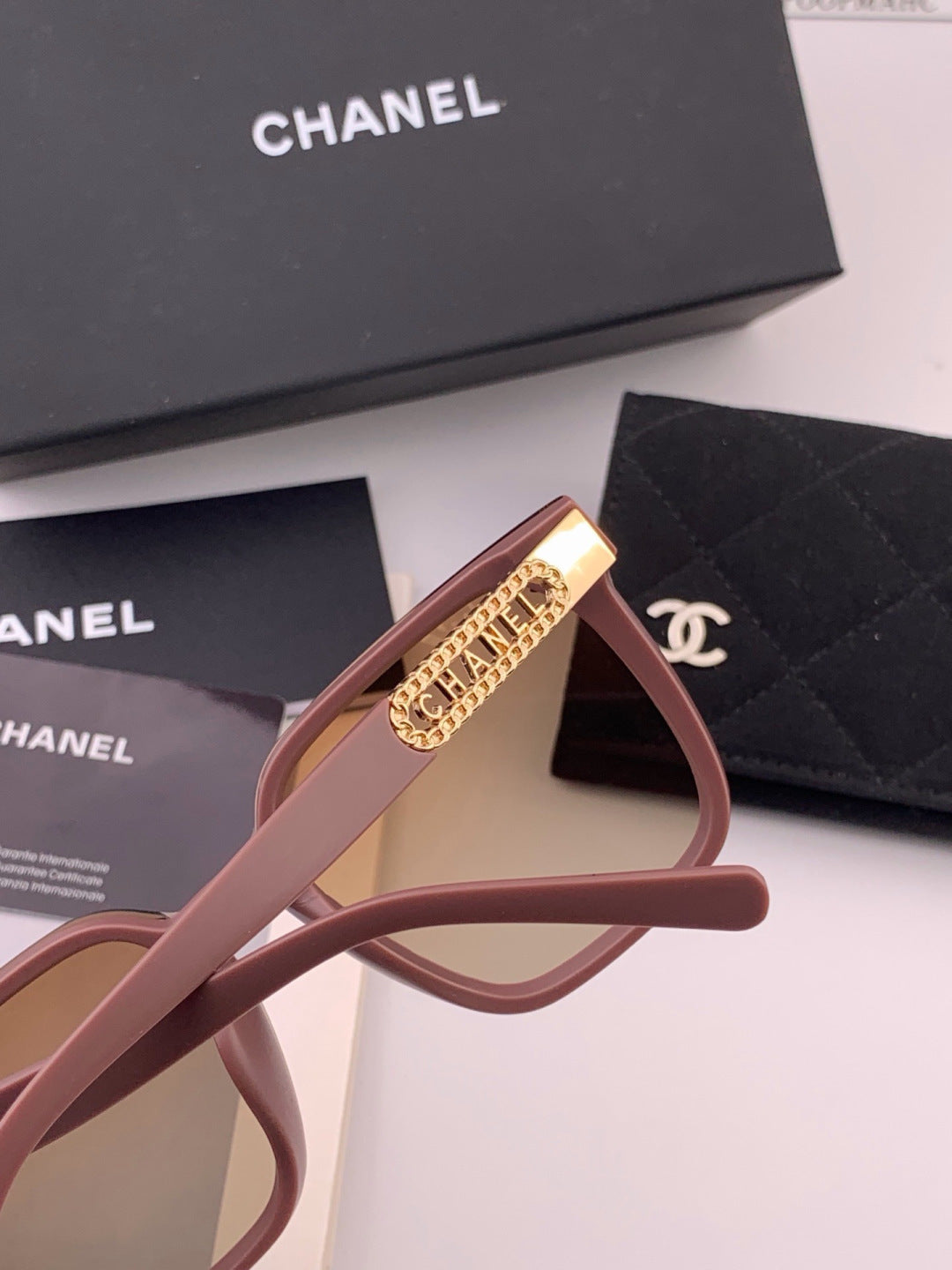 Chanel CH07003 Fashion Red Lens Sunglasses for Men & Women - detail image 4