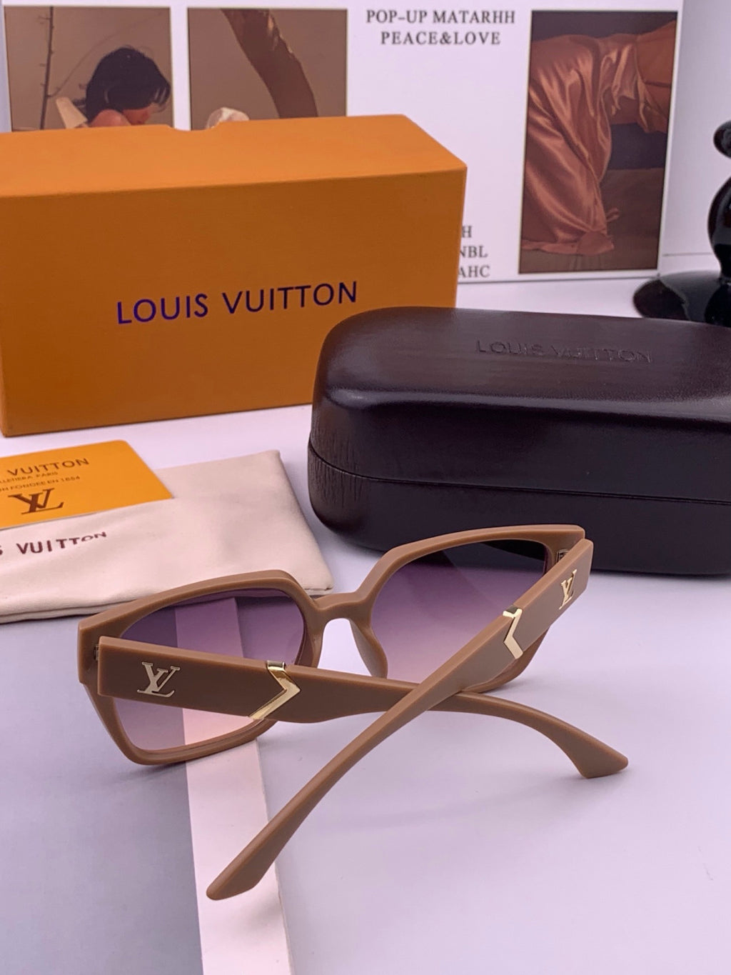 Louis Vuitton L77004 Oversized Purple Lens Sunglasses for Men & Women - 493214 - detail image 7