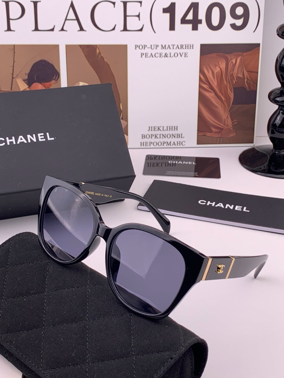 Chanel CH47004 Oversized Black Lens Sunglasses for Men & Women - detail image 2