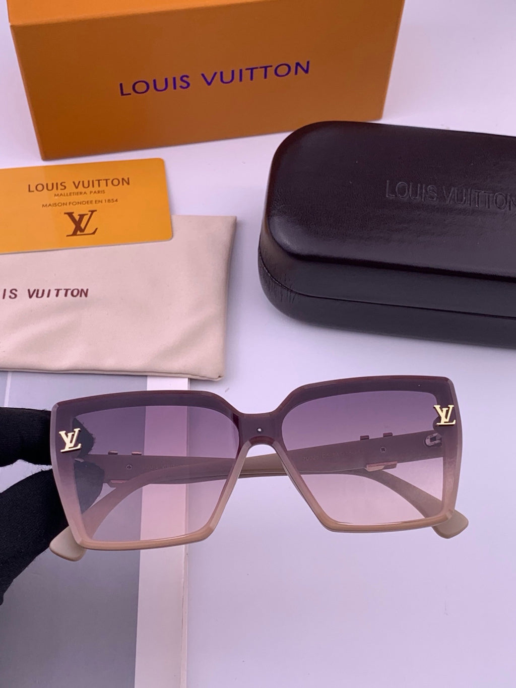 Louis Vuitton L57002 Oversized Purple Lens Sunglasses for Men & Women