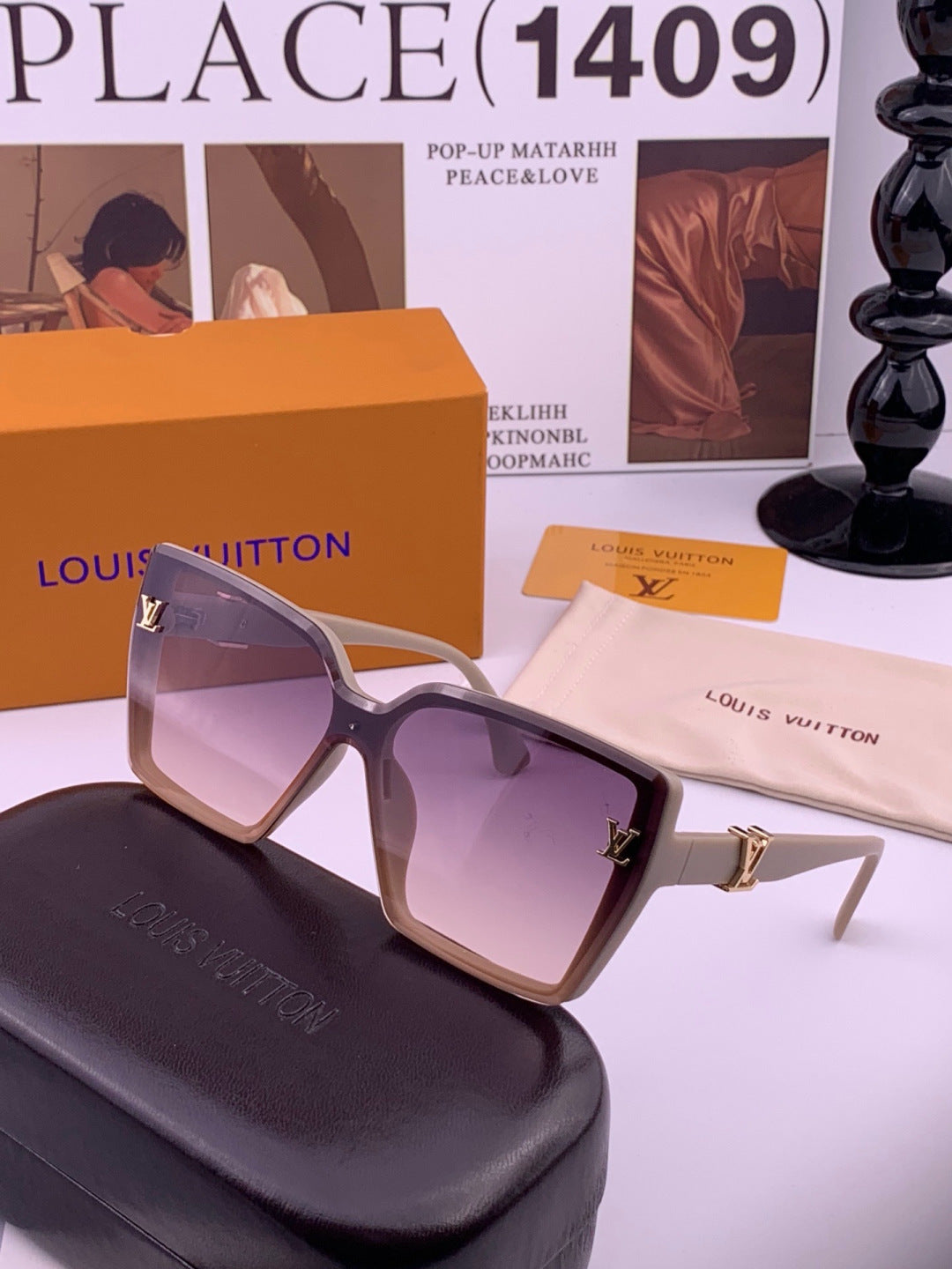 Louis Vuitton L57002 Oversized Purple Lens Sunglasses for Men & Women - detail image 2