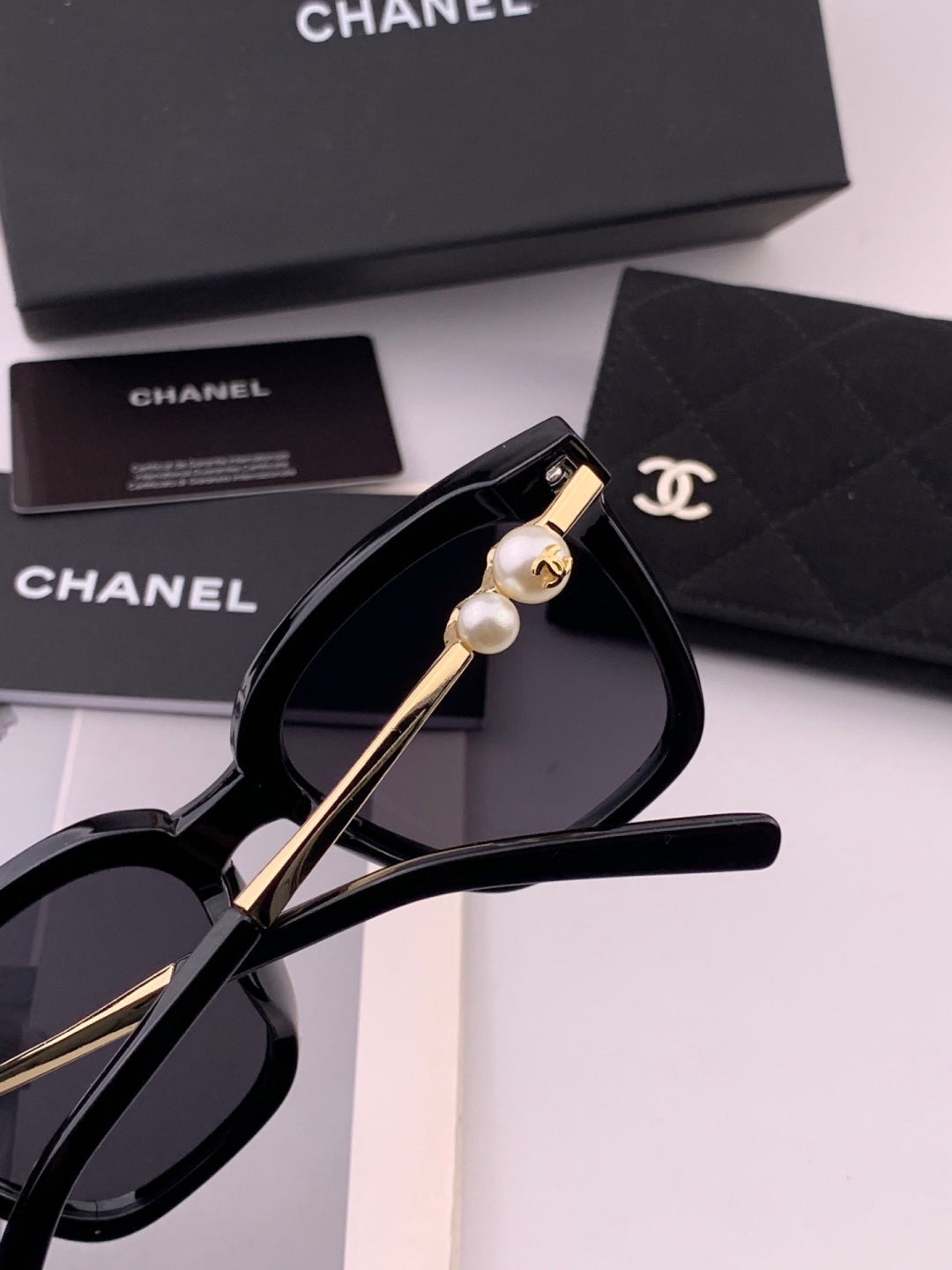 Chanel CH4231 Oversized Black Lens Sunglasses for Men & Women - 493593 - detail image 4