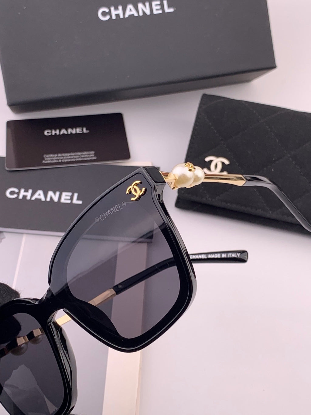 Chanel CH4231 Oversized Black Lens Sunglasses for Men & Women - 493593 - detail image 2