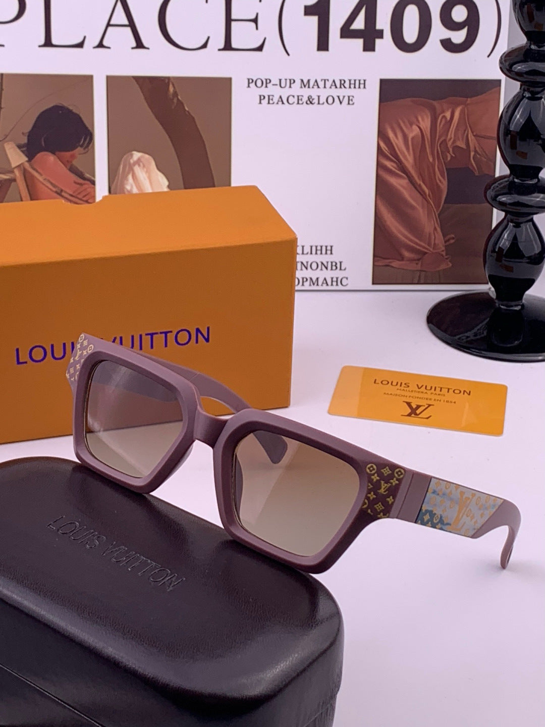 Louis Vuitton L37000 Oversized Brown Lens Sunglasses for Men & Women - detail image 2