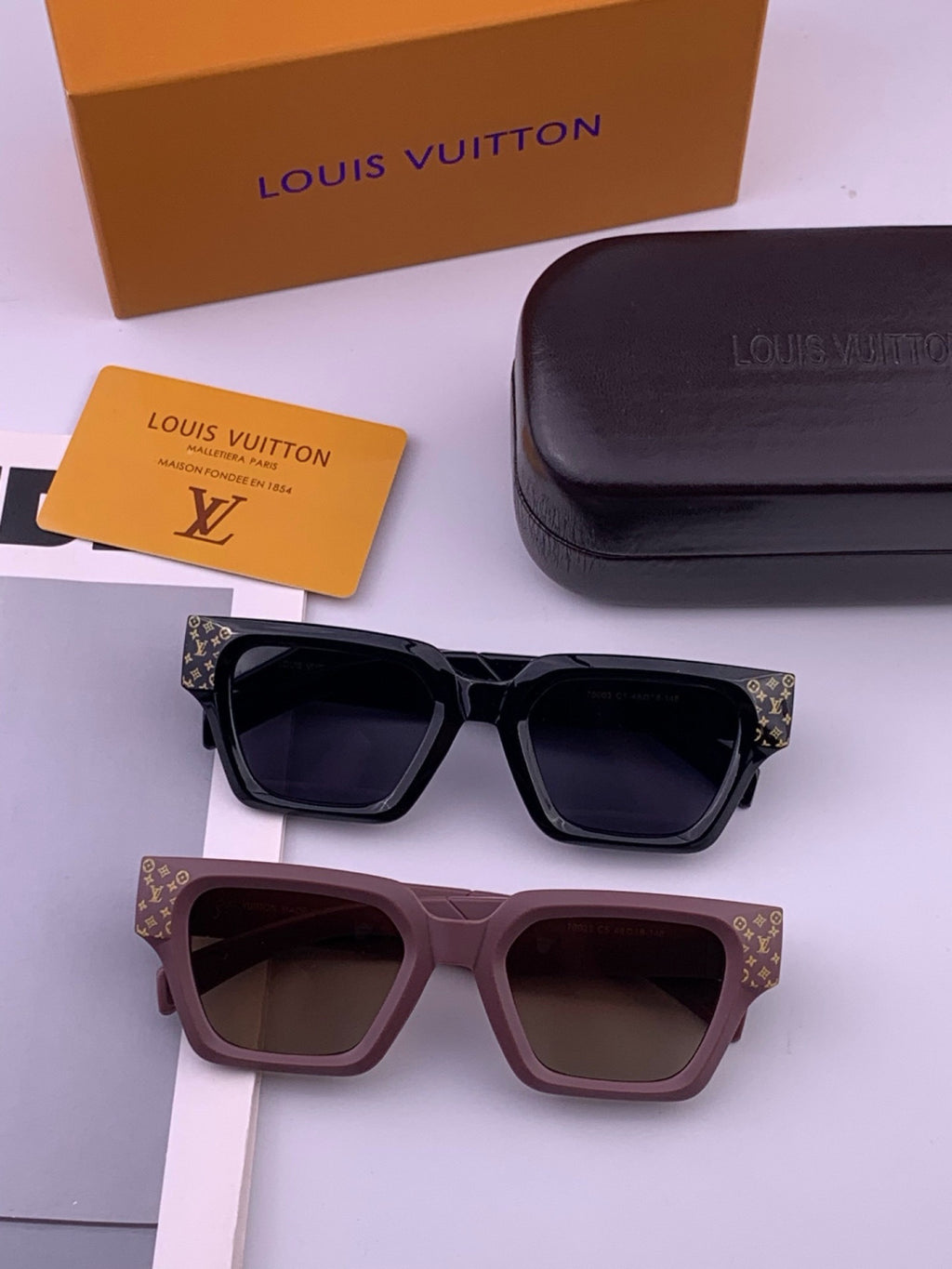 Louis Vuitton L37000 Oversized Brown Lens Sunglasses for Men & Women - detail image 7