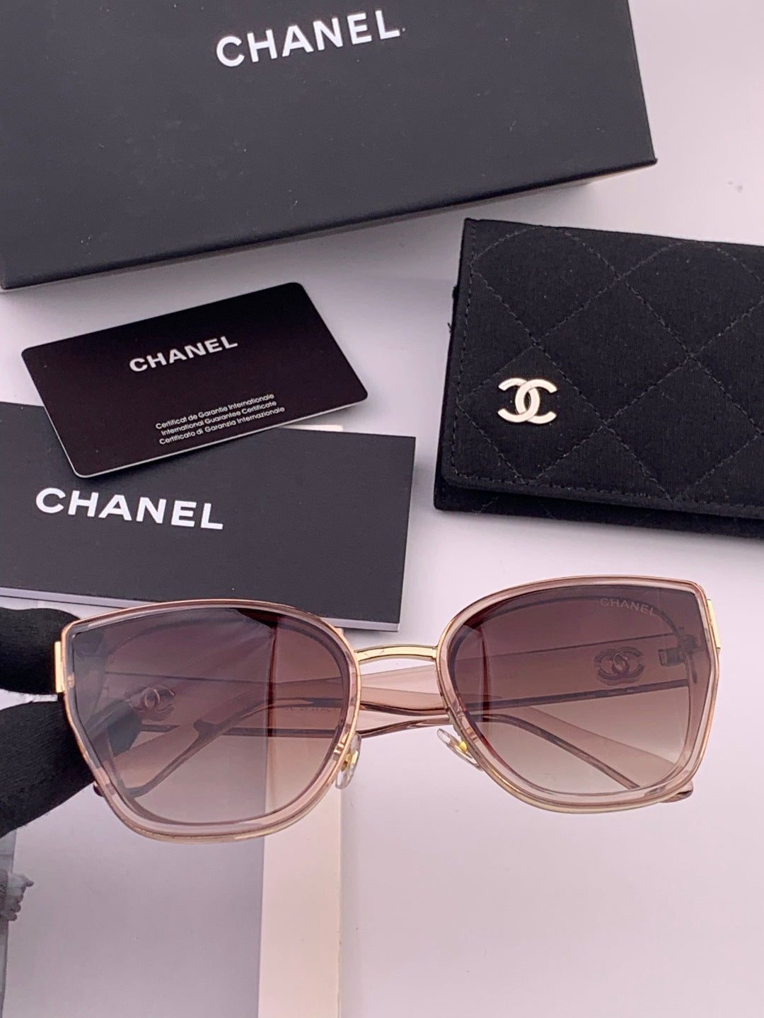 Chanel CH6991 Polarized Round Black Lens Sunglasses for Women - detail image 4