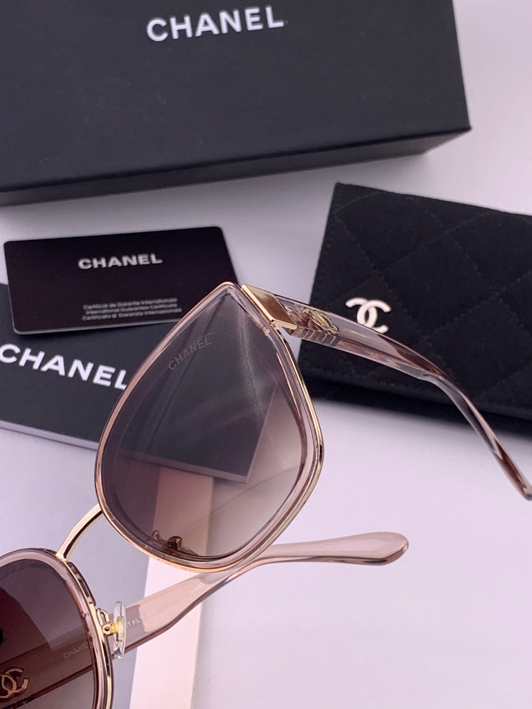 Chanel CH6991 Polarized Round Black Lens Sunglasses for Women - detail image 3