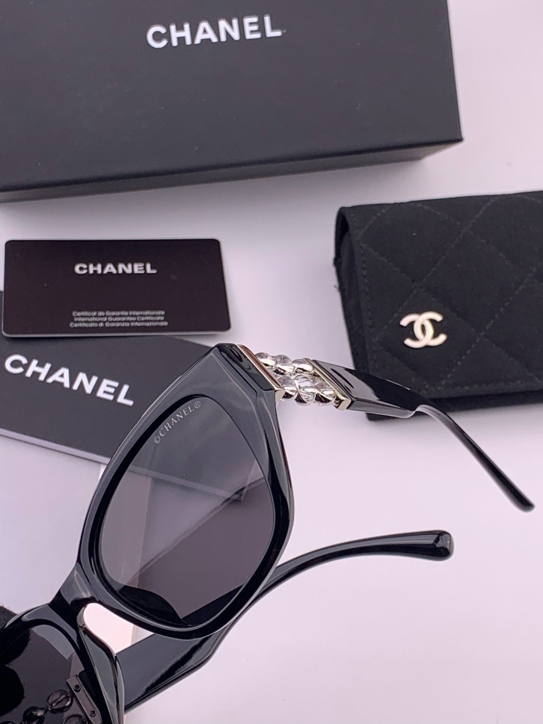 Chanel CH8754 Polarized Fashion Black Lens Sunglasses for Men & Women - detail image 3