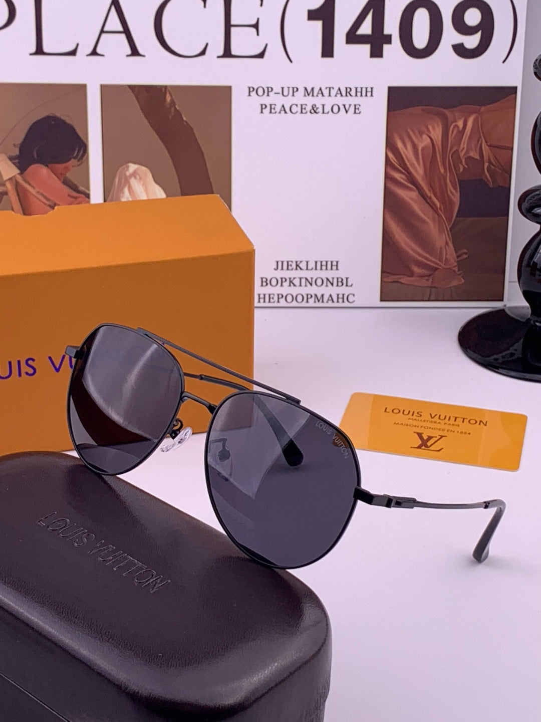 Louis Vuitton L5342 Polarized Aviator Black Lens Sunglasses for Men & Women - detail image 2