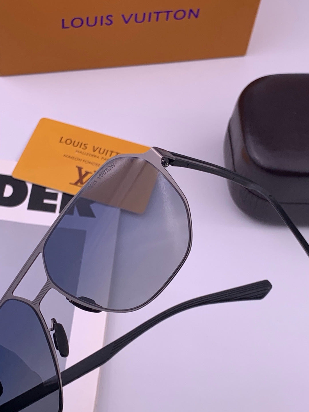 Louis Vuitton L116 Fashion Black Lens Sunglasses for Men & Women - 493200 - detail image 3