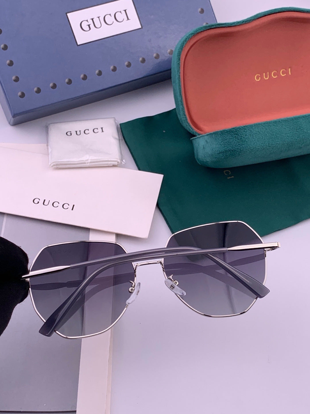 Gucci G1251 Polarized Round Brown Lens Sunglasses for Women - detail image 4