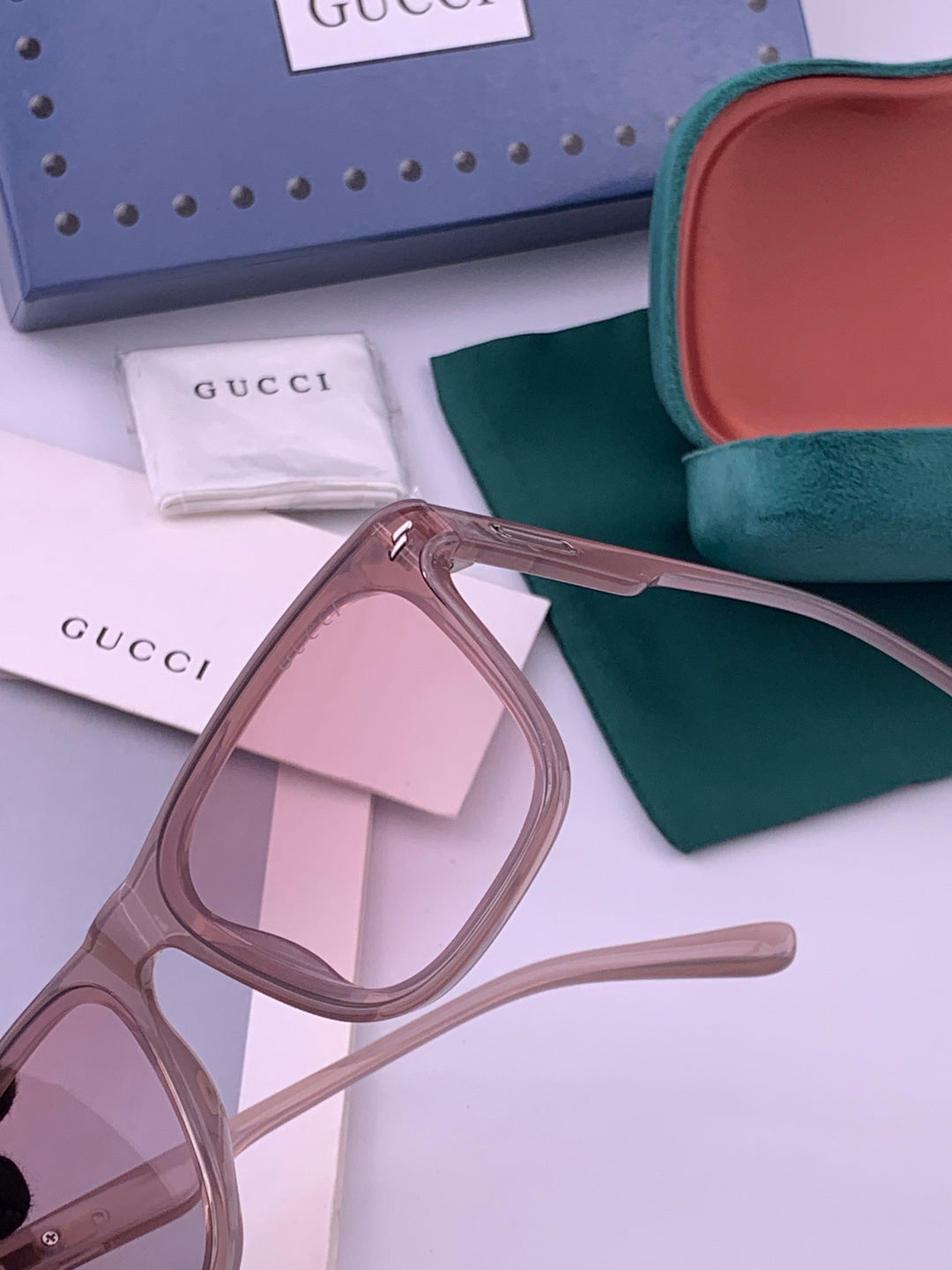 Gucci G65501 Polarized Square Brown Lens Sunglasses for Women - detail image 3