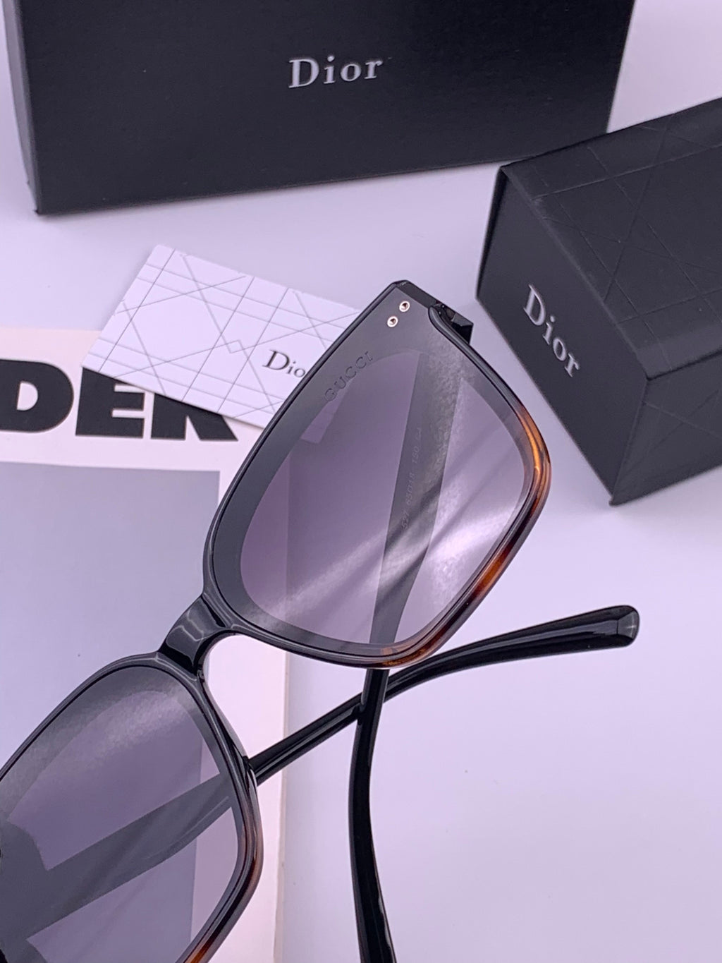 Gucci G752 Polarized Square Brown Lens Sunglasses for Women - detail image 2