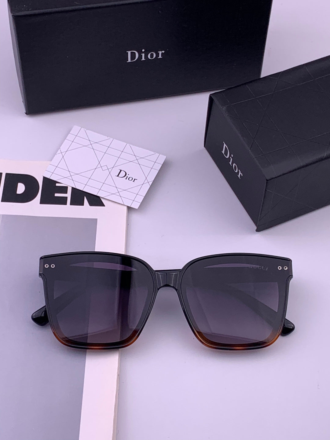 Gucci G752 Polarized Square Brown Lens Sunglasses for Women - detail image 5