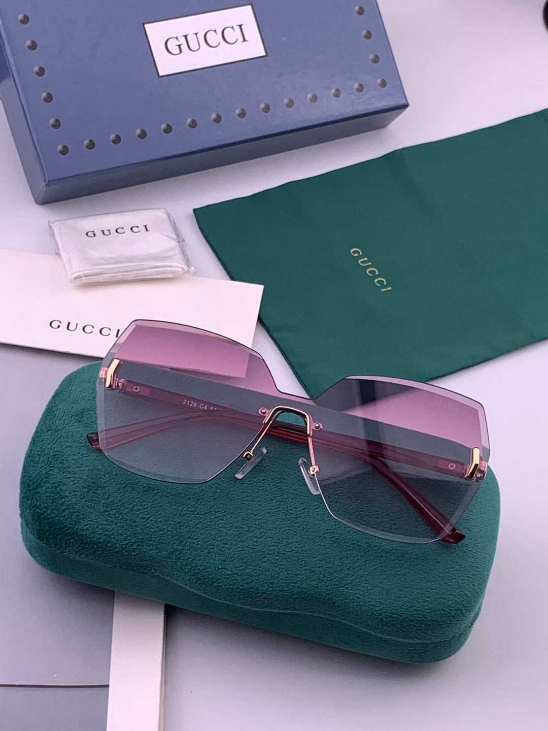 Gucci G8212 Polarized Rimless Black Lens Sunglasses for Men & Women - detail image 6