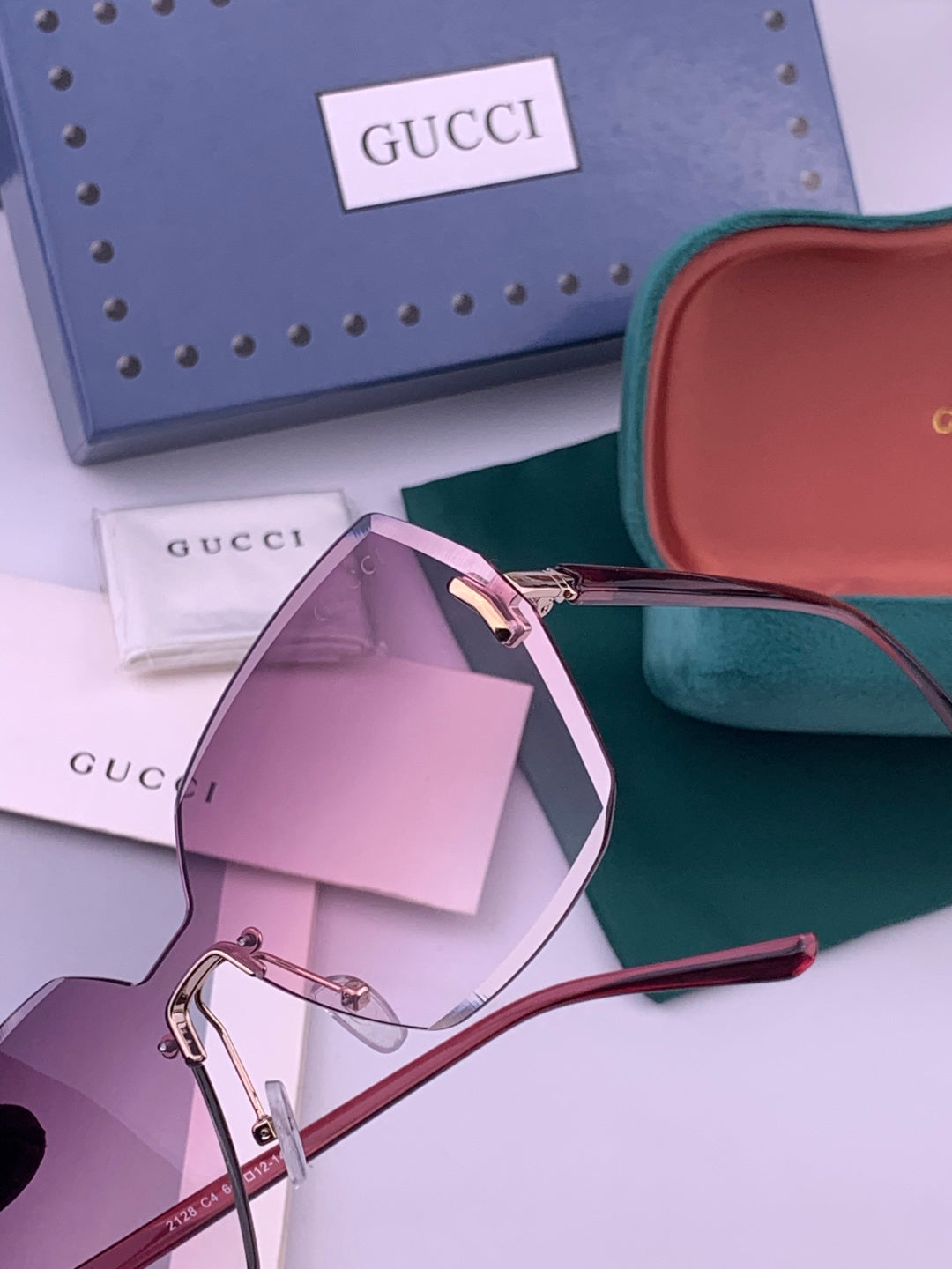 Gucci G8212 Polarized Rimless Black Lens Sunglasses for Men & Women - detail image 3