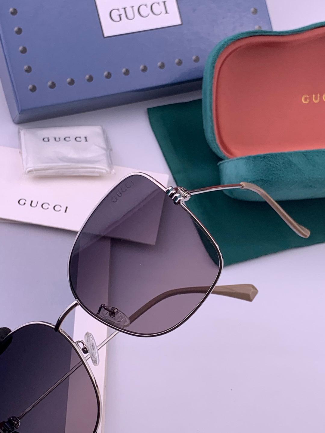Gucci G2330 Polarized Round Black Lens Sunglasses for Women - detail image 3