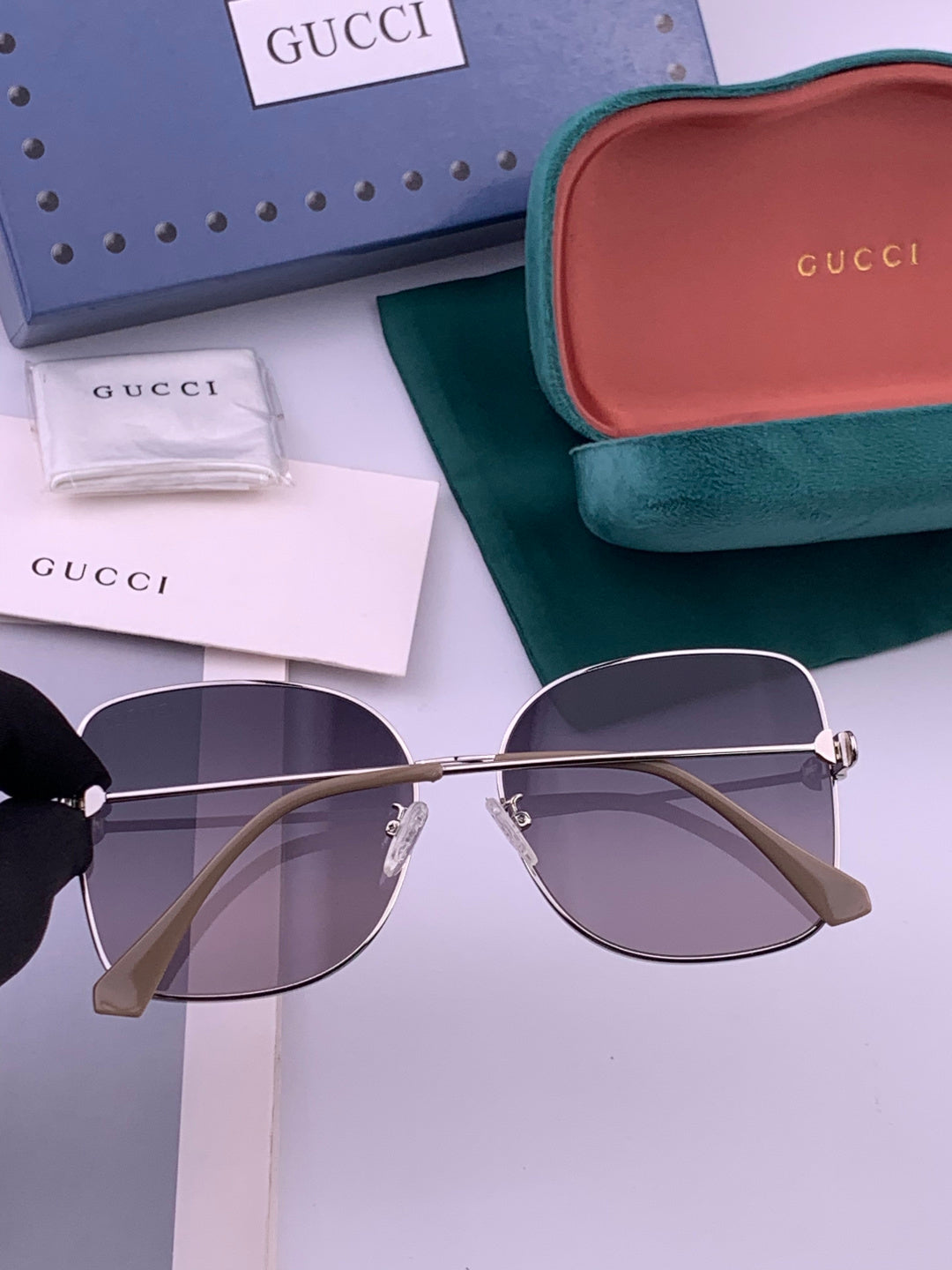 Gucci G2330 Polarized Round Black Lens Sunglasses for Women - detail image 4