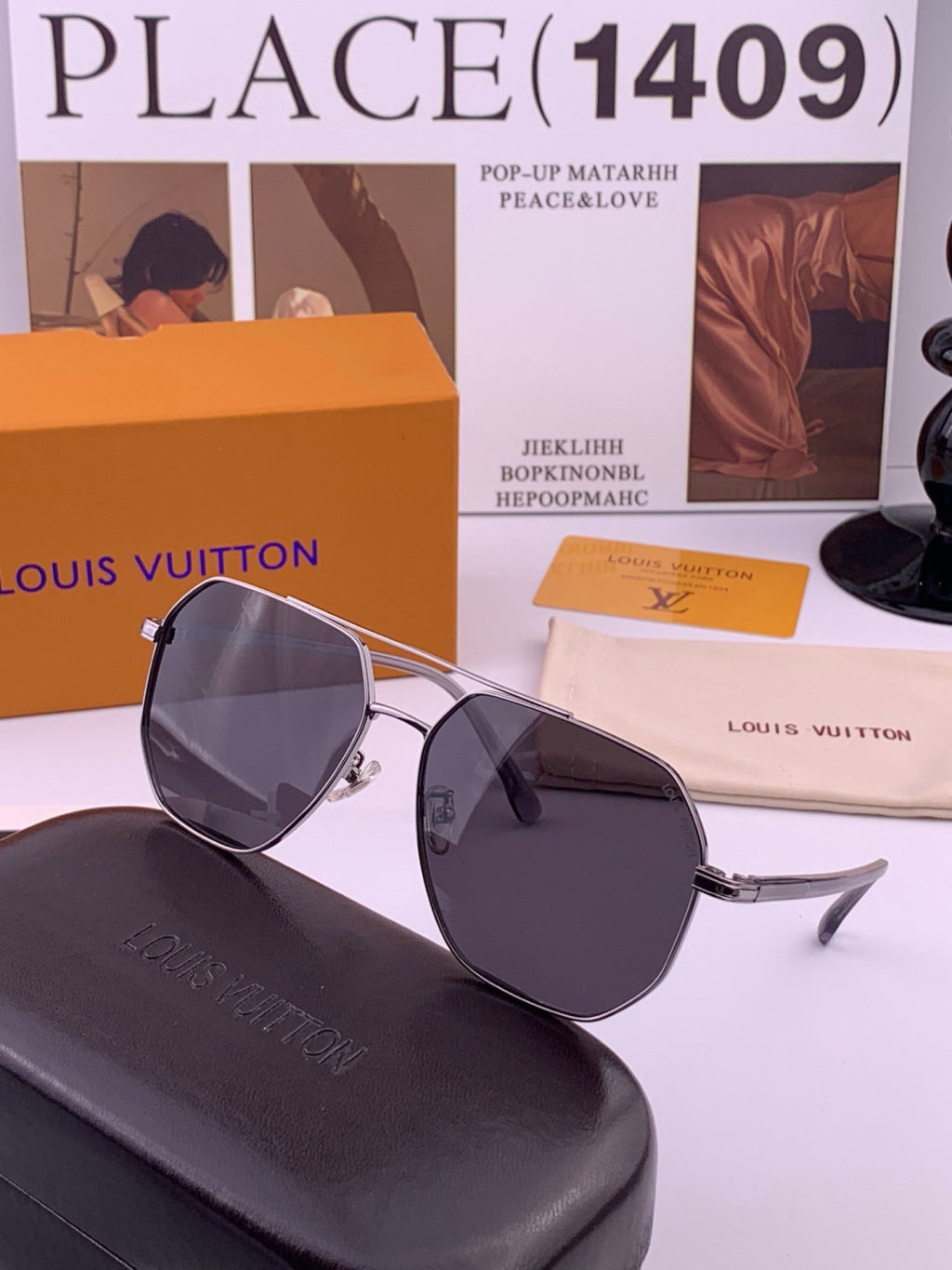 Louis Vuitton L8863 Polarized Aviator Black Lens Sunglasses for Men & Women - detail image 5
