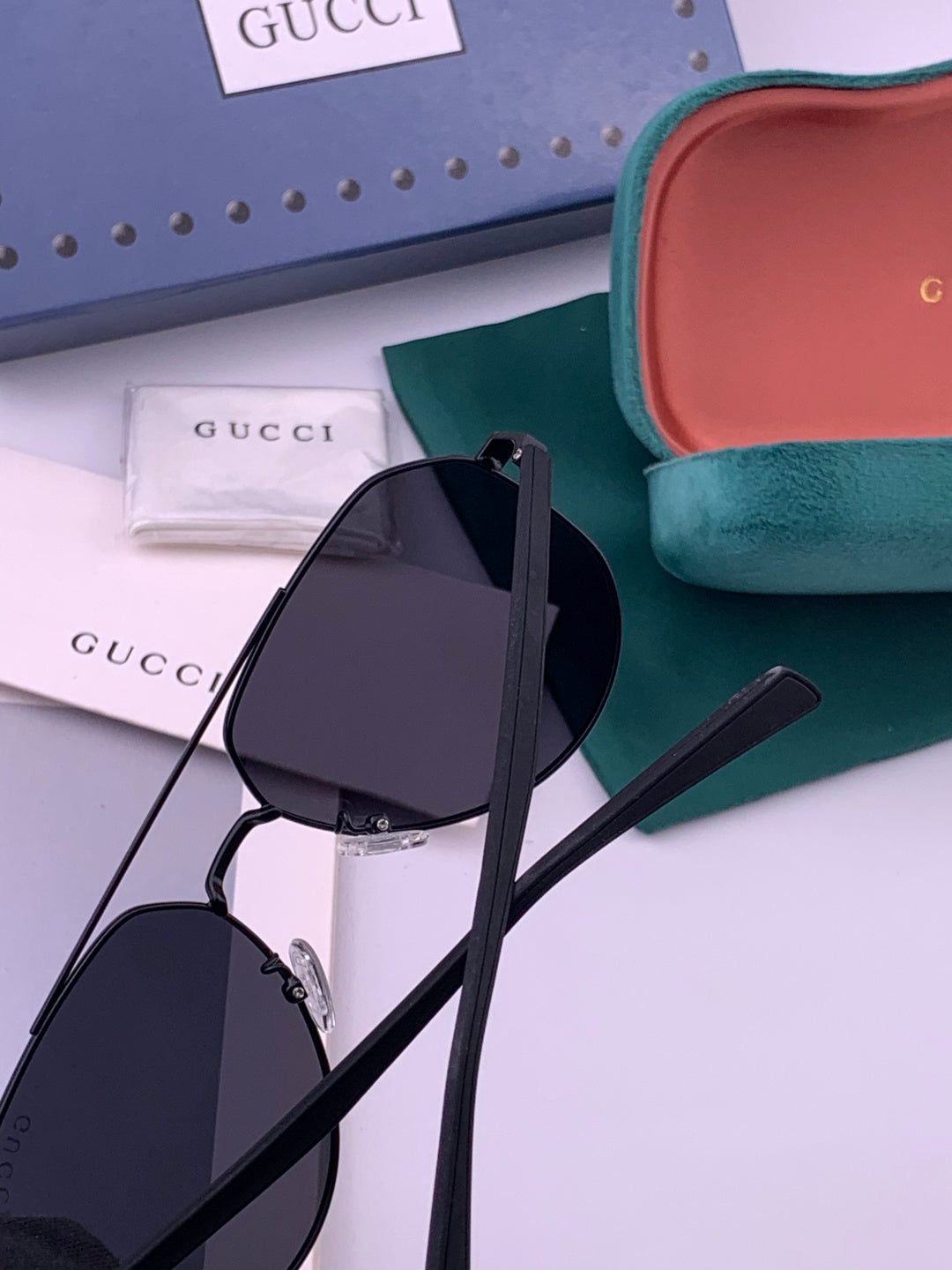 Gucci G5381 Polarized Aviator Gold Lens Sunglasses for Men & Women - 493256 - detail image 3