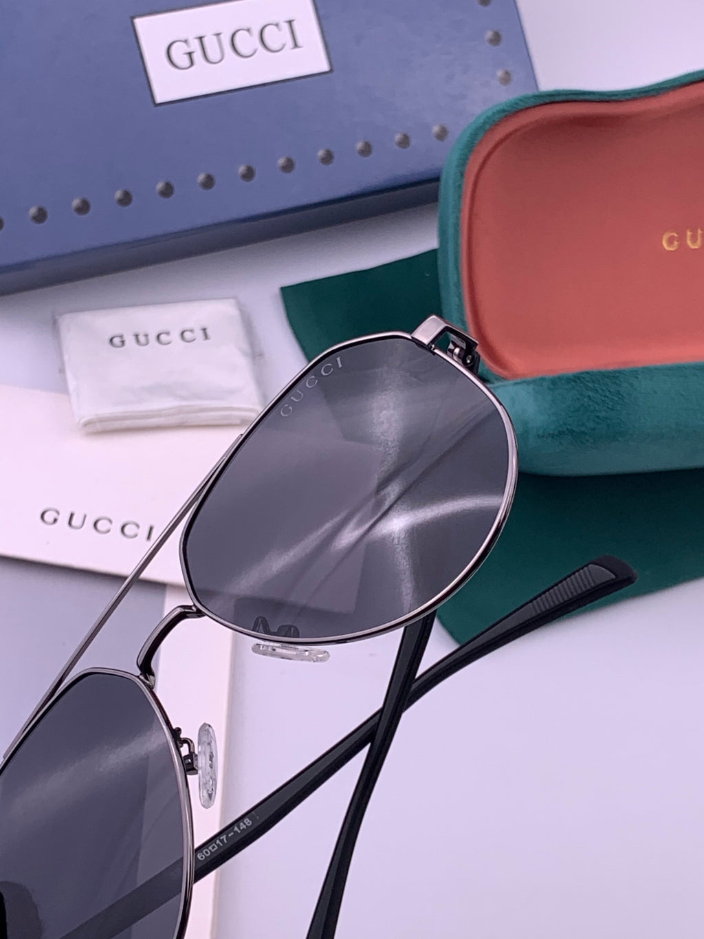 Gucci G5381 Polarized Aviator Gold Lens Sunglasses for Men & Women - detail image 4
