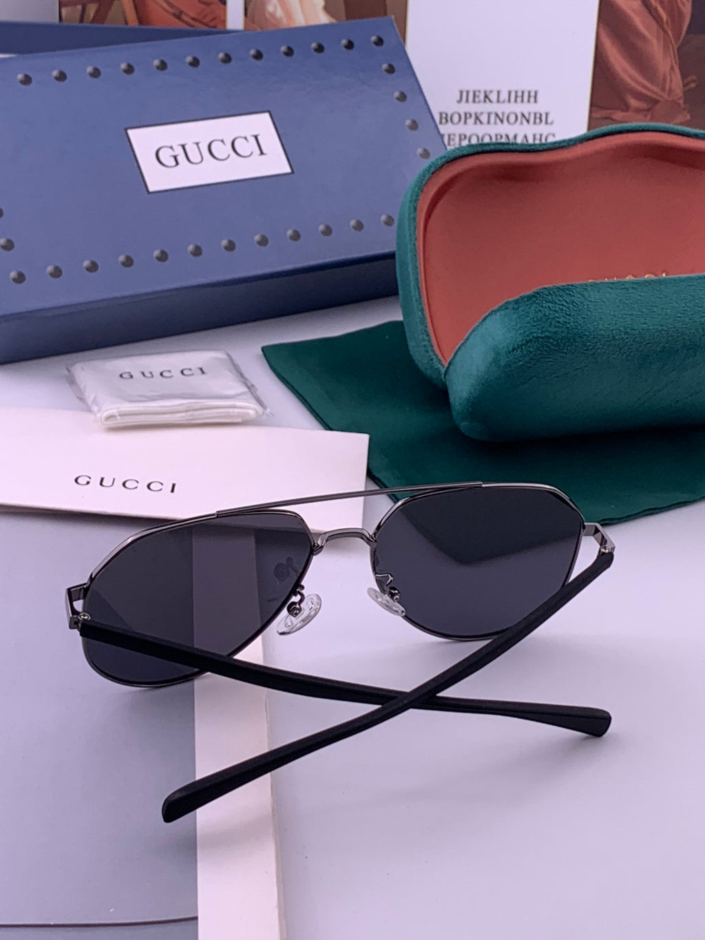 Gucci G5381 Polarized Aviator Gold Lens Sunglasses for Men & Women - detail image 5