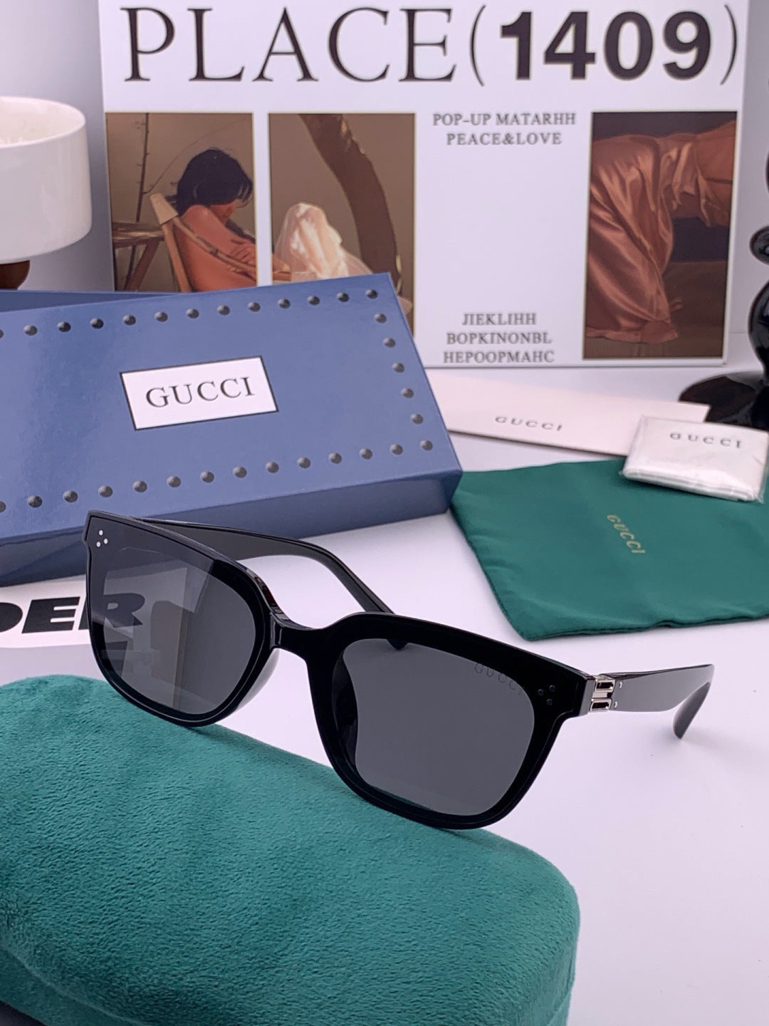 Gucci G6761 Polarized Square Black Lens Sunglasses for Men & Women - detail image 2