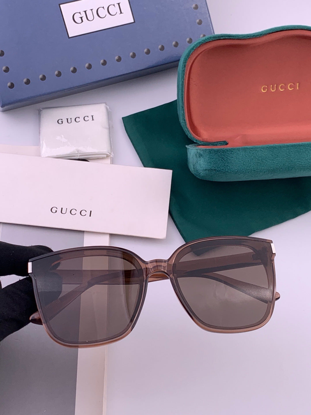 Gucci G9940 Polarized Square Black Lens Sunglasses for Men & Women - detail image 2