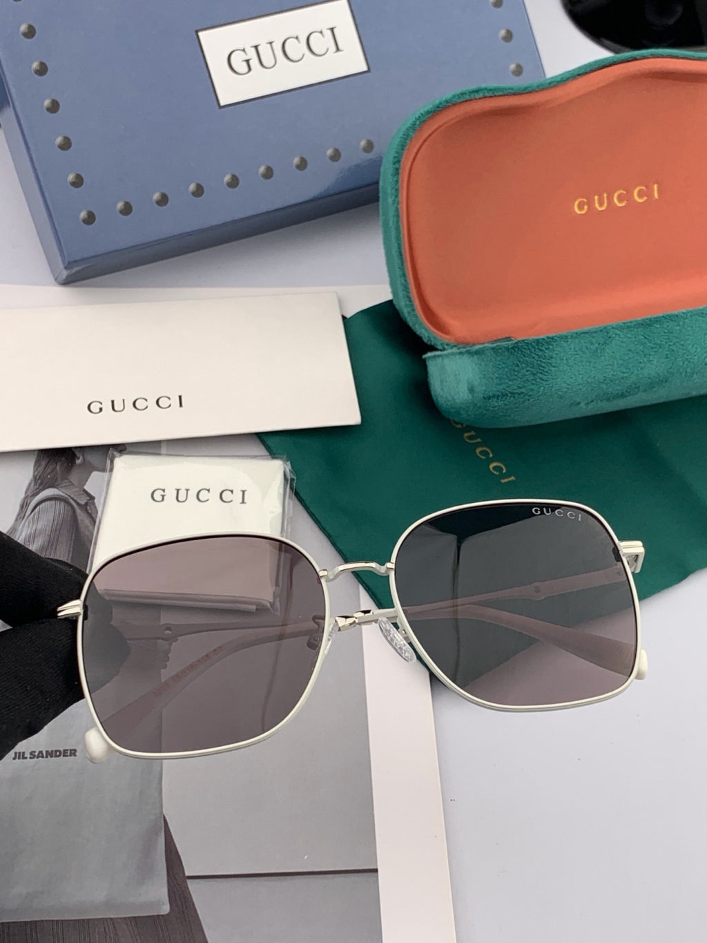 Gucci G2322 Polarized Round Red Lens Sunglasses for Men & Women - detail image 2