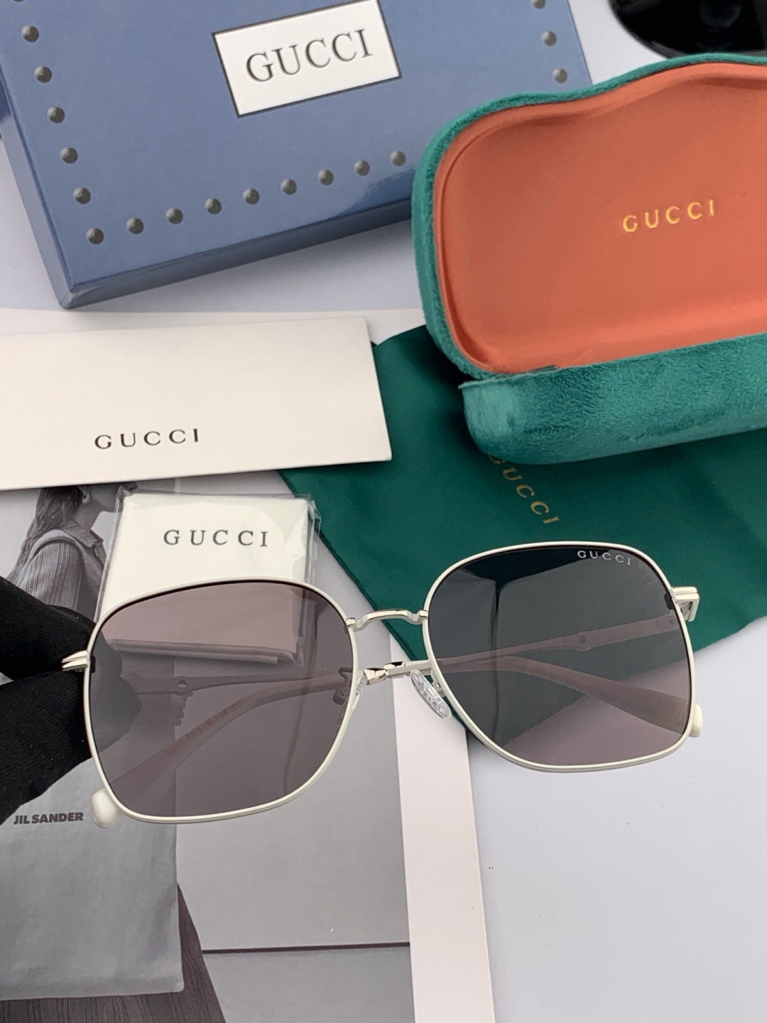 Gucci G2322 Polarized Round Red Lens Sunglasses for Men & Women - detail image 2