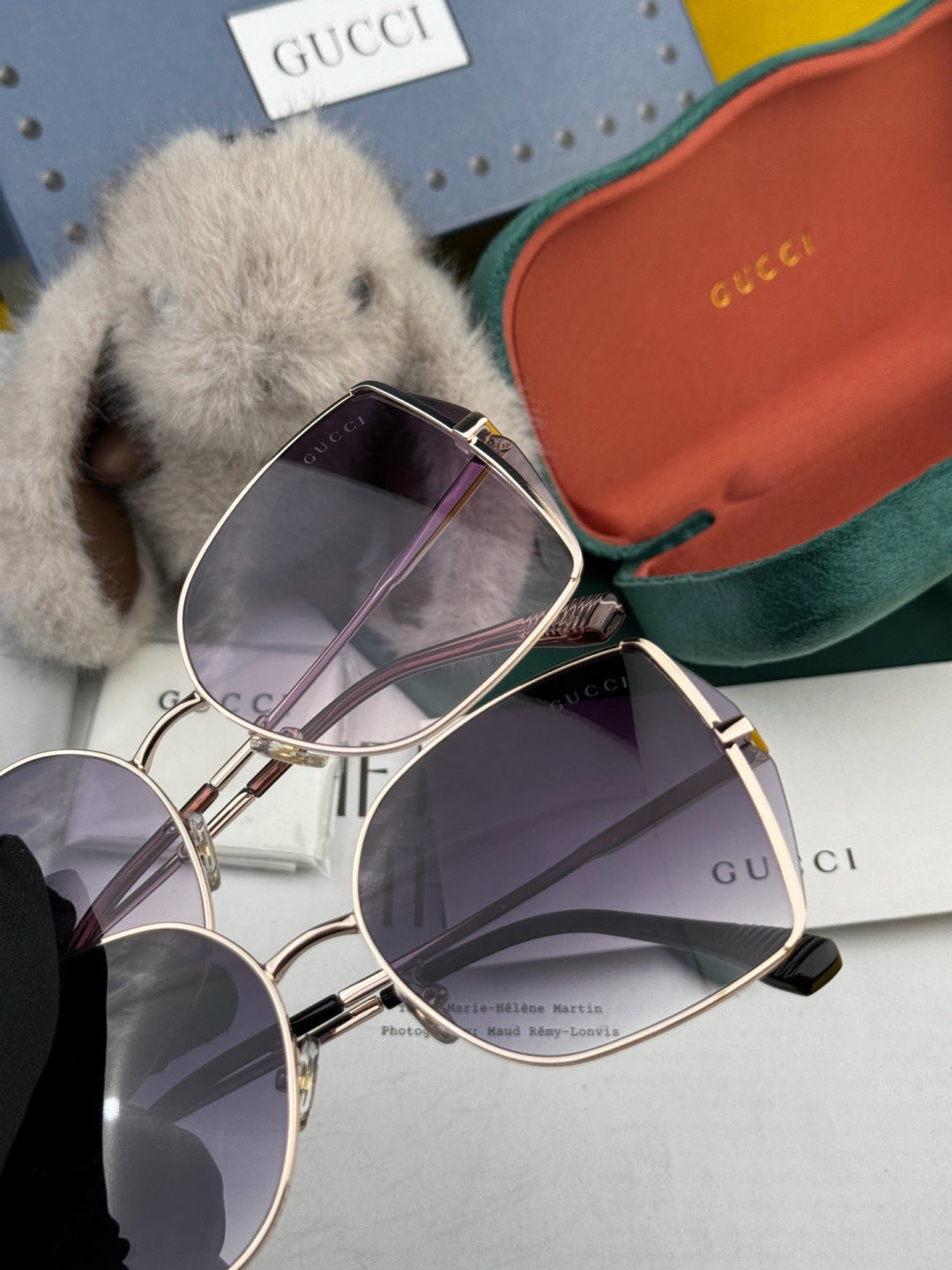 Gucci G1641 Polarized Rimless Gold Lens Sunglasses for Men & Women - detail image 5