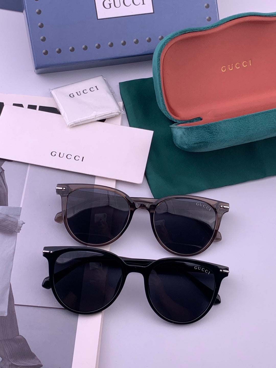 Gucci G12039 Polarized Fashion Gold Lens Sunglasses for Women - detail image 5