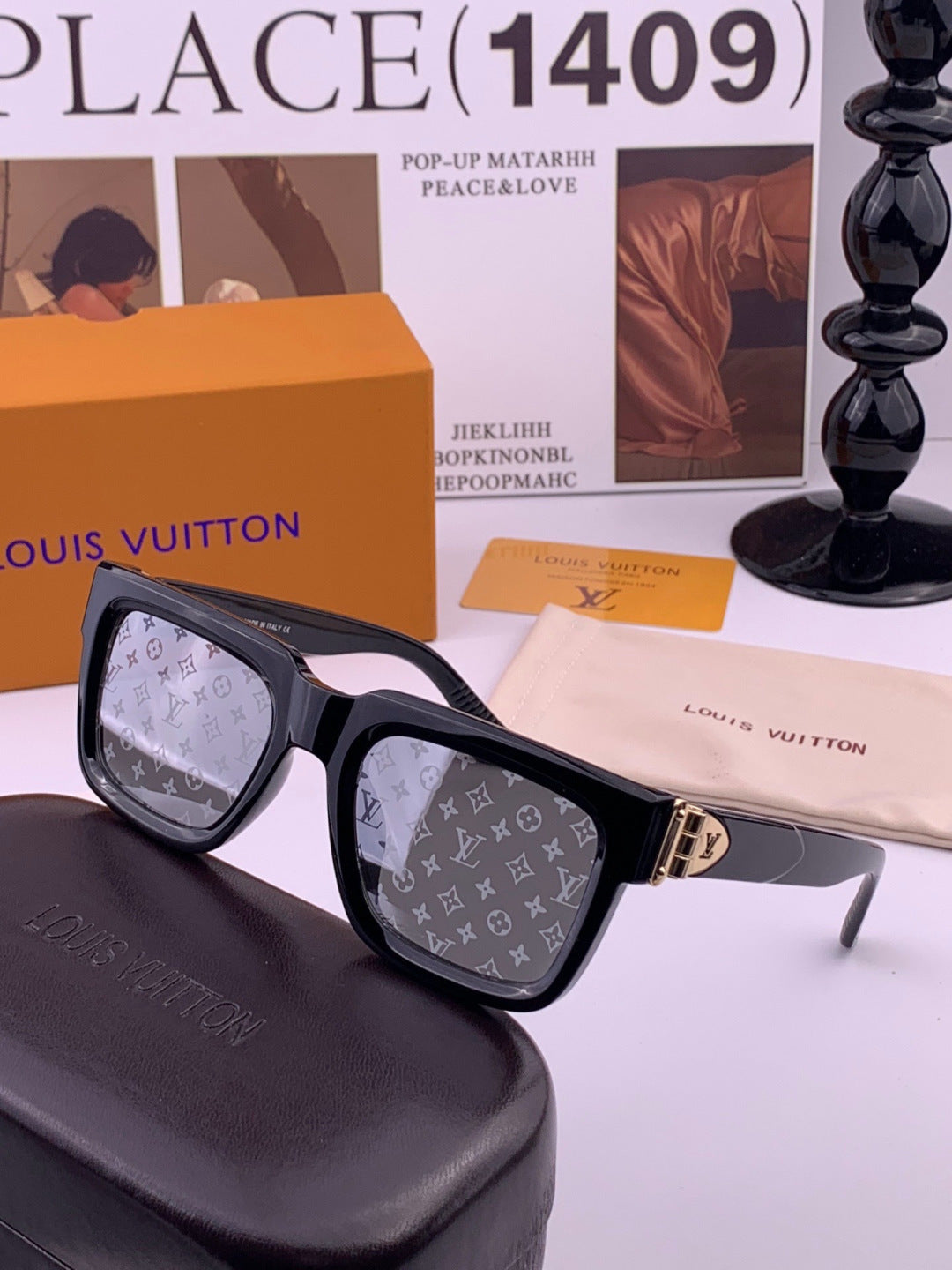 Louis Vuitton L4443 Square Black Lens Sunglasses for Women - detail image 4
