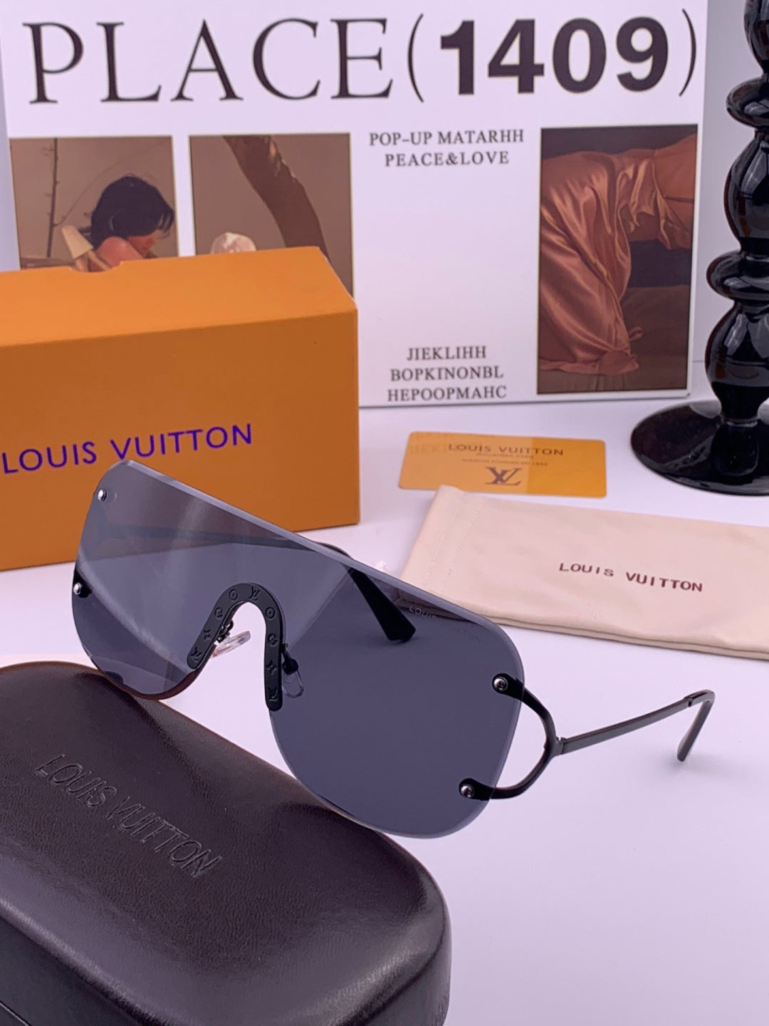 Louis Vuitton L61759 Aviator Gold Lens Sunglasses for Men & Women - detail image 5