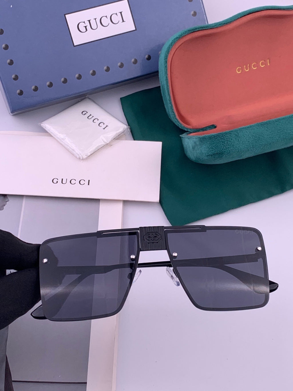 Gucci G71759 Aviator Pink Lens Sunglasses for Men & Women - detail image 2