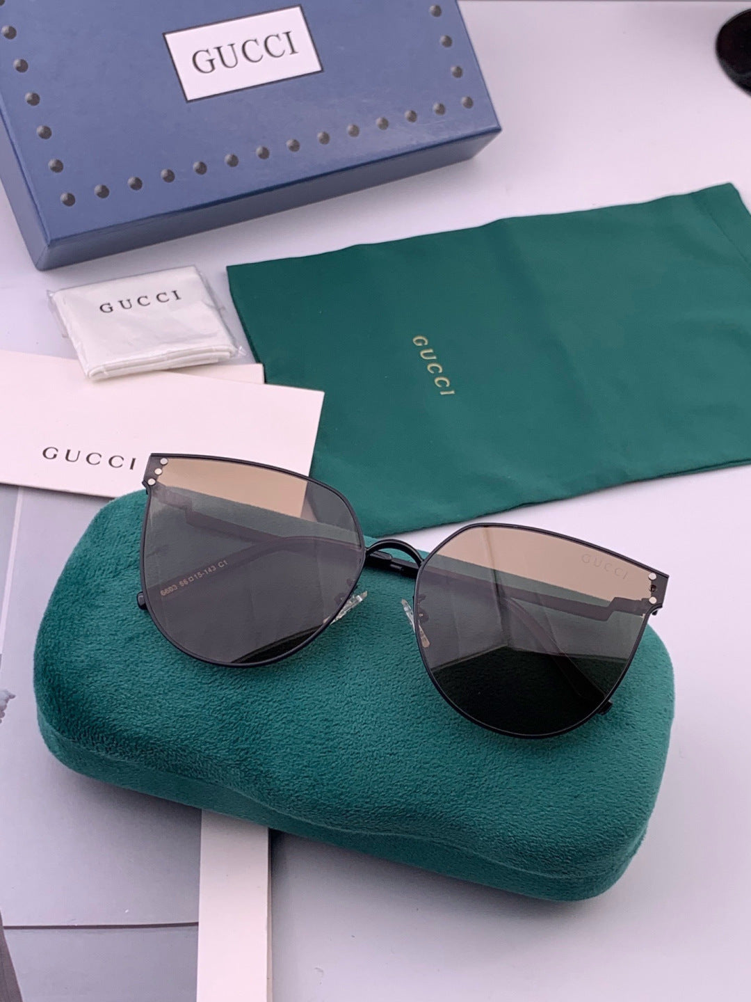 Gucci G3660 Fashion Gold Lens Sunglasses for Men & Women - detail image 5