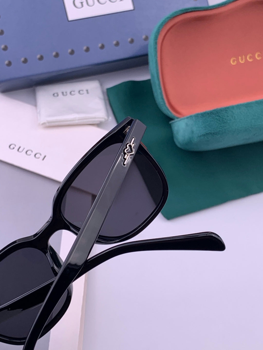 Gucci G12040 Polarized Square Black Lens Sunglasses for Men & Women - 493416 - detail image 4