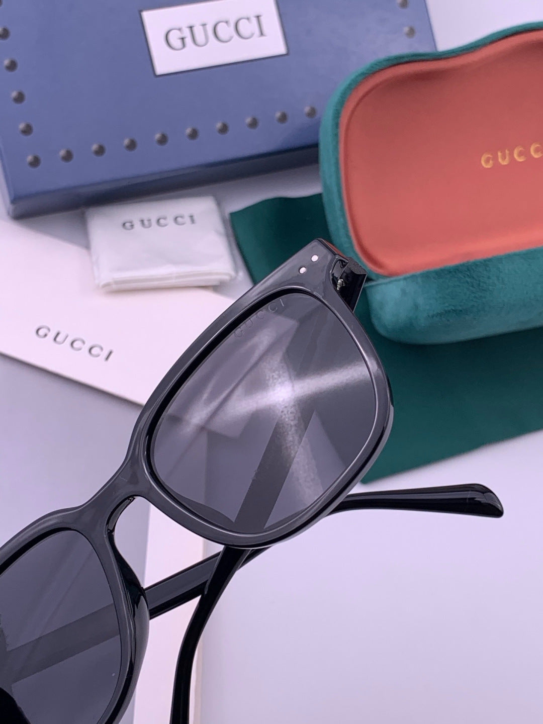 Gucci G12040 Polarized Square Black Lens Sunglasses for Men & Women - 493416 - detail image 2