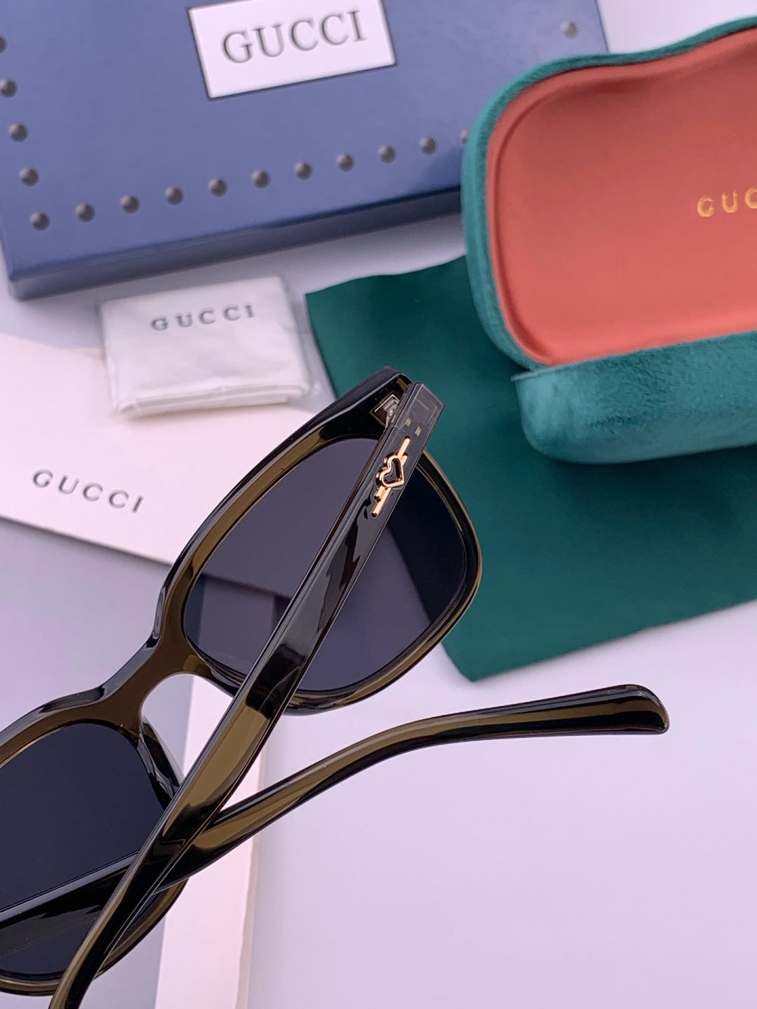 Gucci G12040 Polarized Square Black Lens Sunglasses for Men & Women - detail image 5