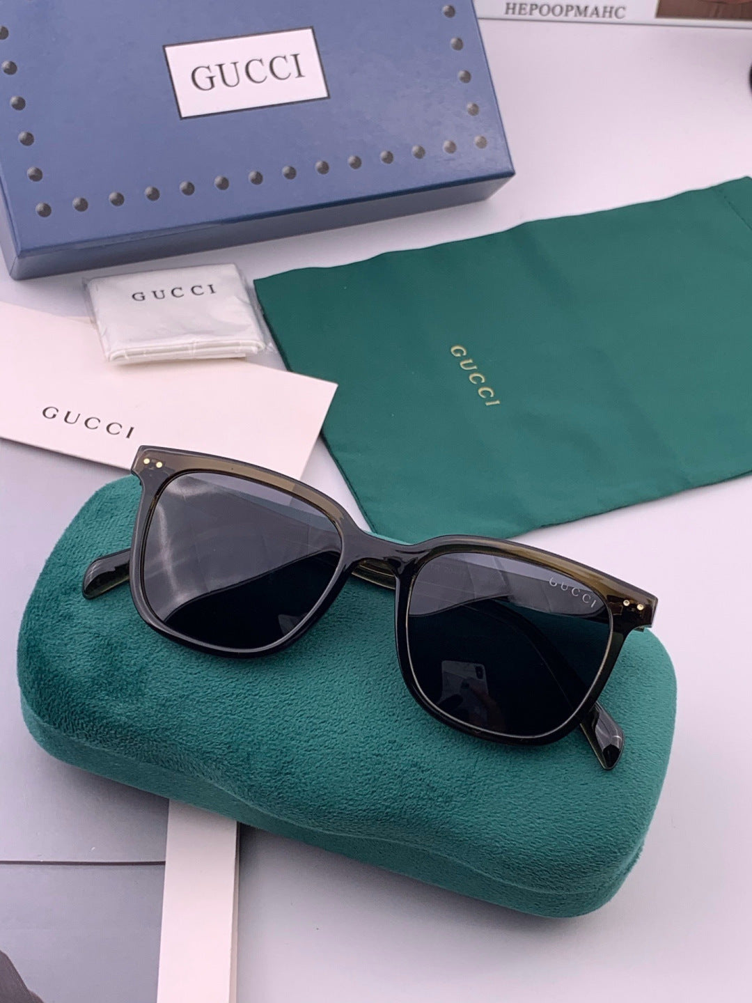 Gucci G12040 Polarized Square Black Lens Sunglasses for Men & Women - detail image 4