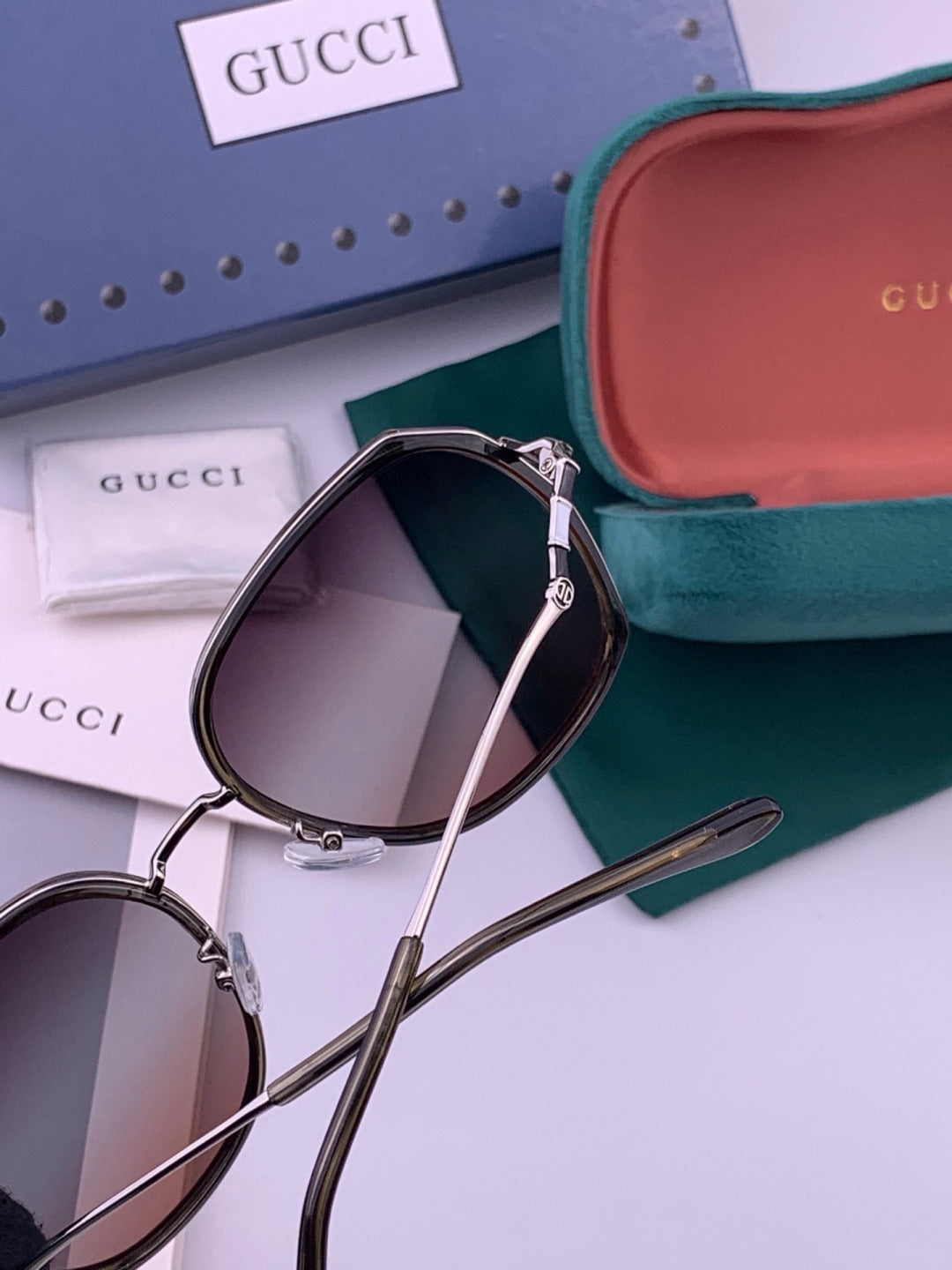 Gucci G6211 Polarized Square Brown Lens Sunglasses for Women - detail image 4