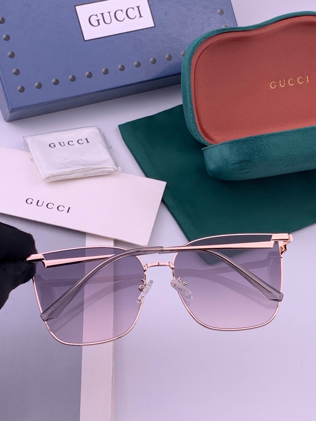 Gucci G2660 Fashion Gold Lens Sunglasses for Men & Women - 493423 - detail image 2