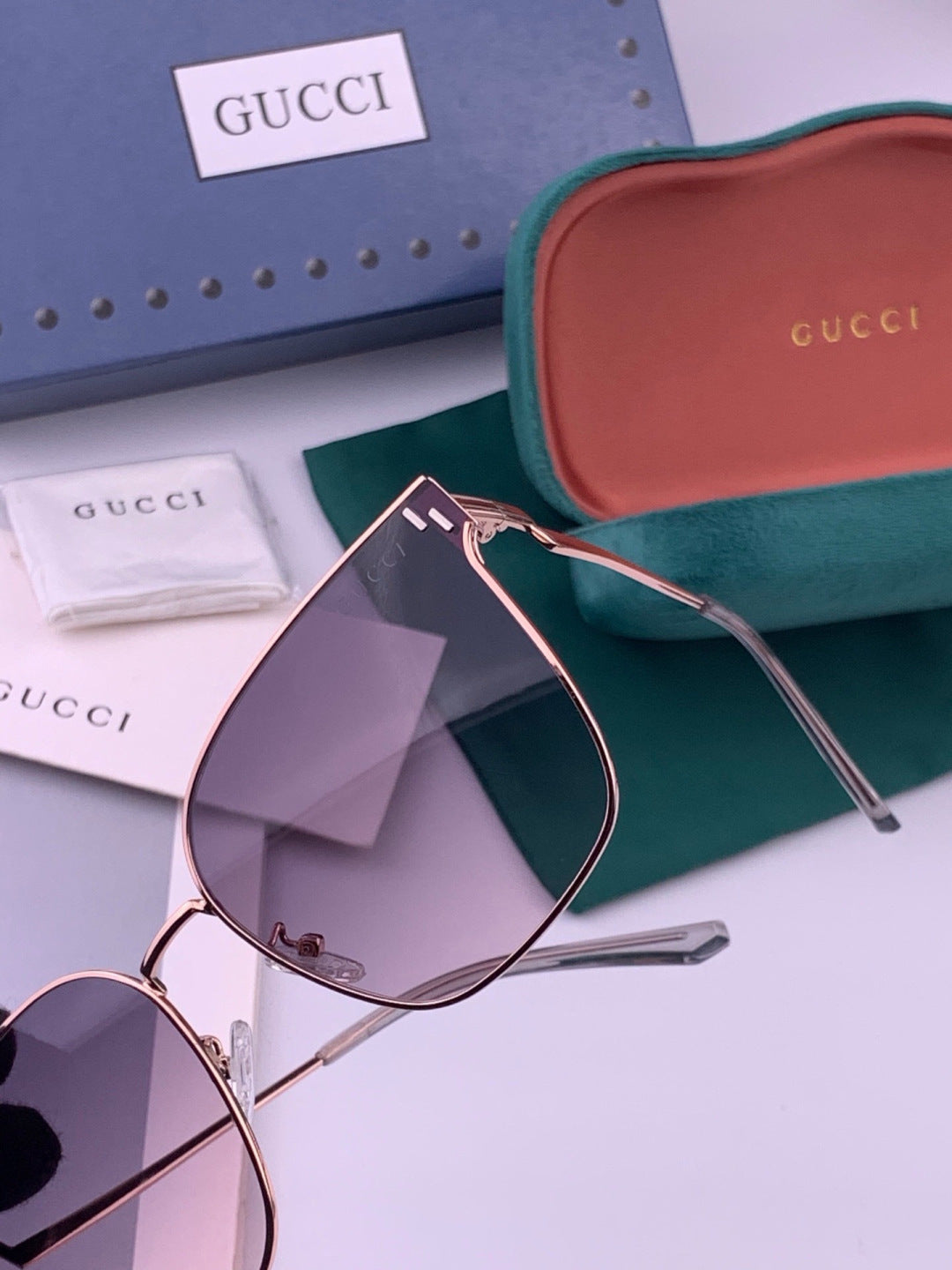 Gucci G2660 Fashion Gold Lens Sunglasses for Men & Women - 493423