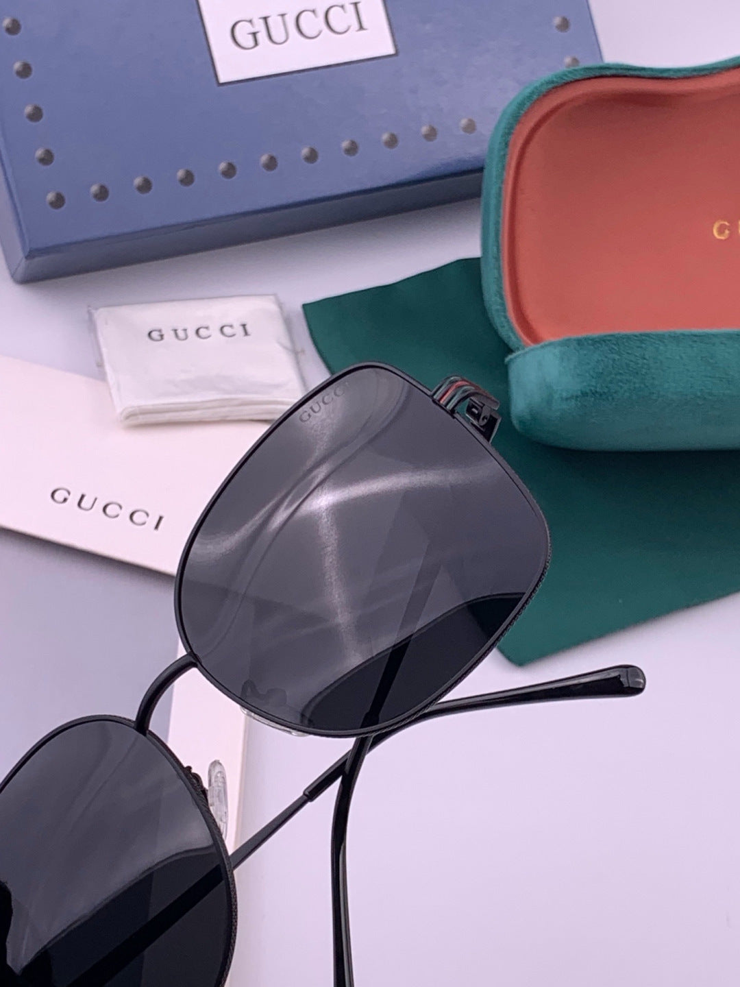 Gucci G6730 Metal Square Gold Lens Sunglasses for Men & Women - detail image 4