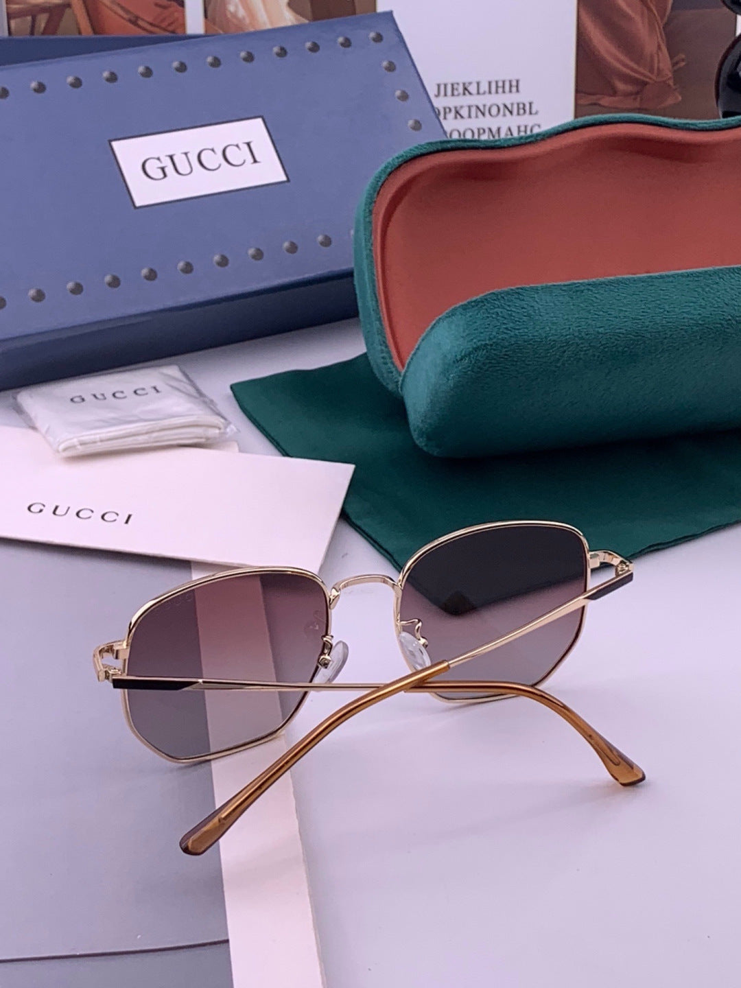 Gucci G9810 Polarized Oversized Black Lens Sunglasses for Men & Women - 493374 - detail image 6