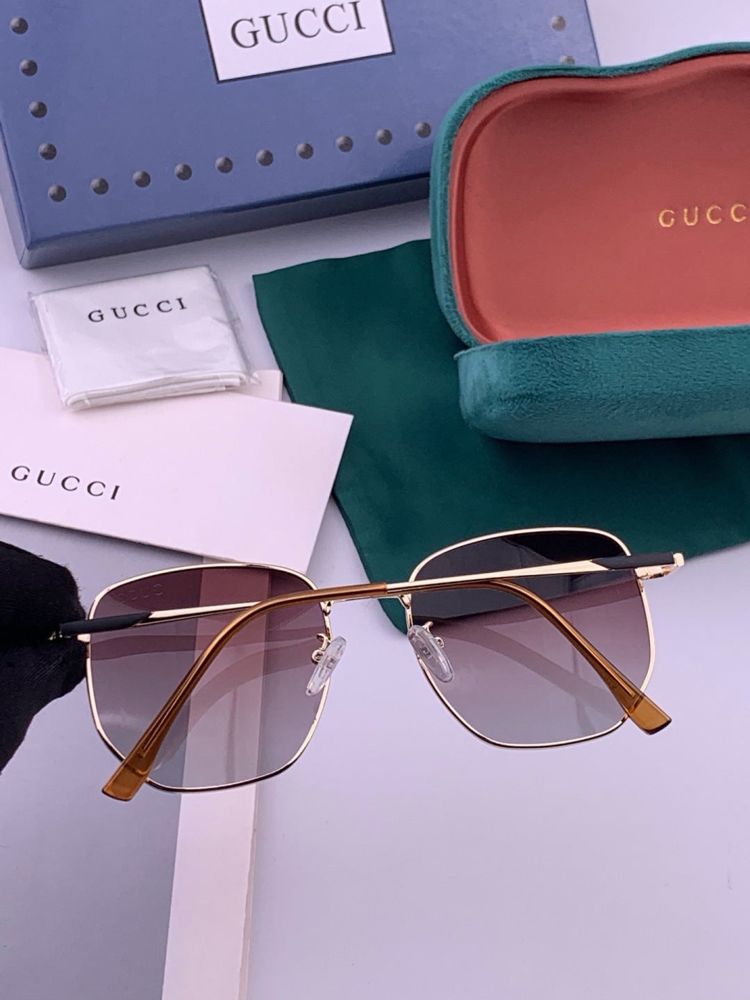 Gucci G9810 Polarized Oversized Black Lens Sunglasses for Men & Women - detail image 2