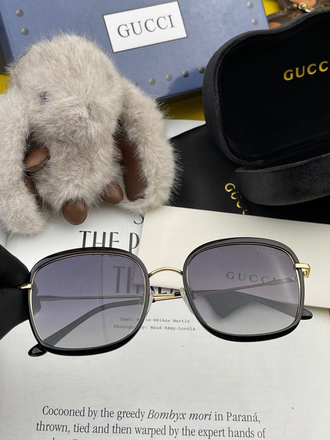 Gucci G2242 Metal Square Gold Lens Sunglasses for Men & Women - detail image 2