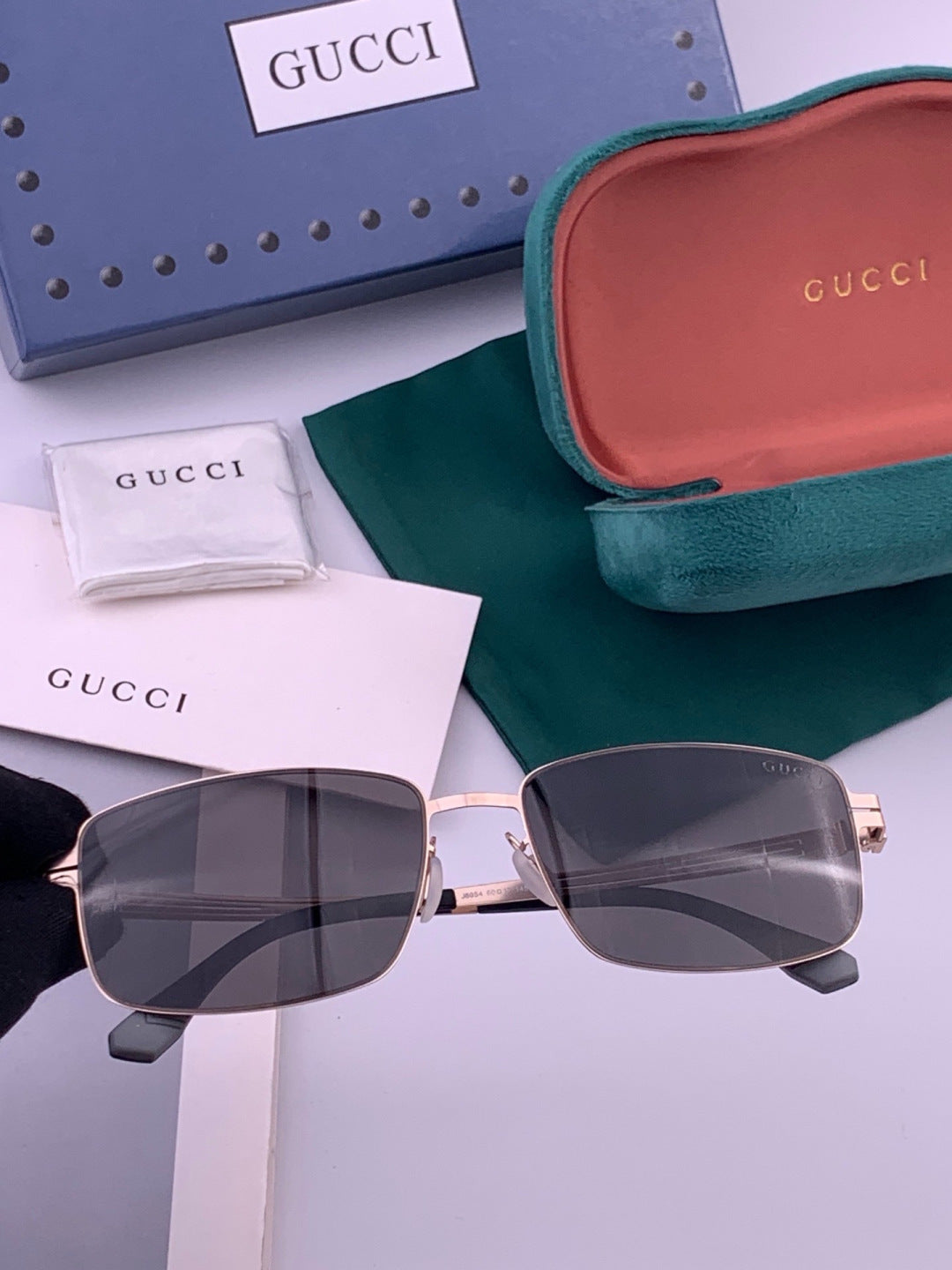 Gucci G4805 Polarized Aviator Black Lens Sunglasses for Men