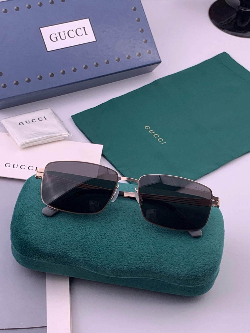 Gucci G4805 Polarized Aviator Black Lens Sunglasses for Men - detail image 6