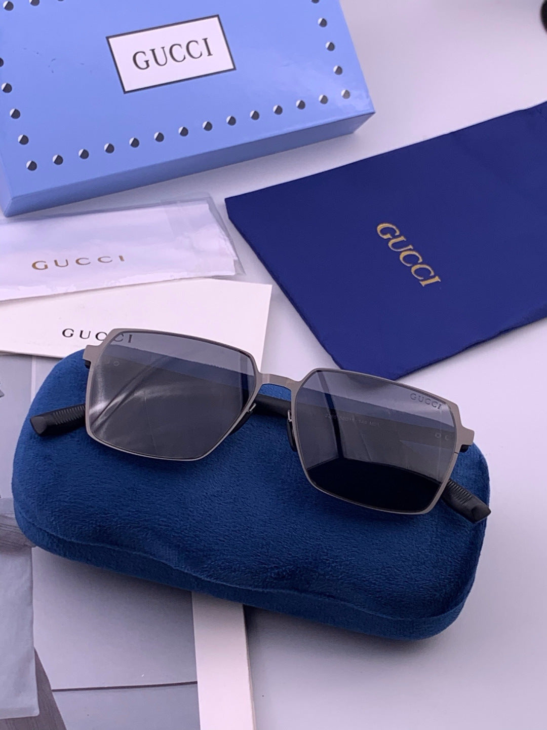 Gucci G5226 Fashion Gold Lens Sunglasses for Men & Women - detail image 6